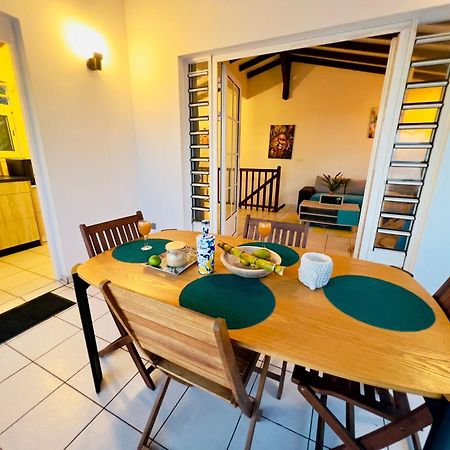 Villa Iguana, Duplex Paisible, Vue Magnifique Mer Et Rocher Du Diamant, Piscine Sainte-Luce Exterior photo